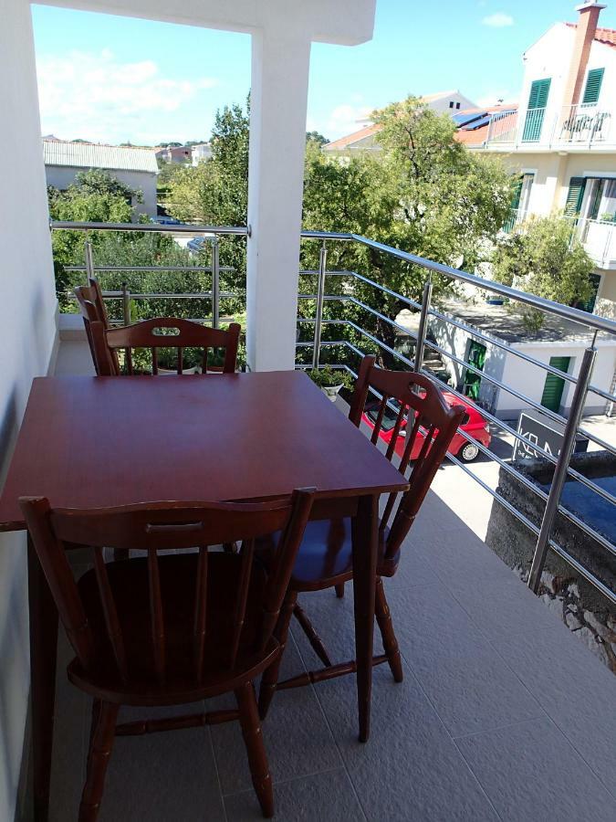 Apartments Violeta بيتينا المظهر الخارجي الصورة