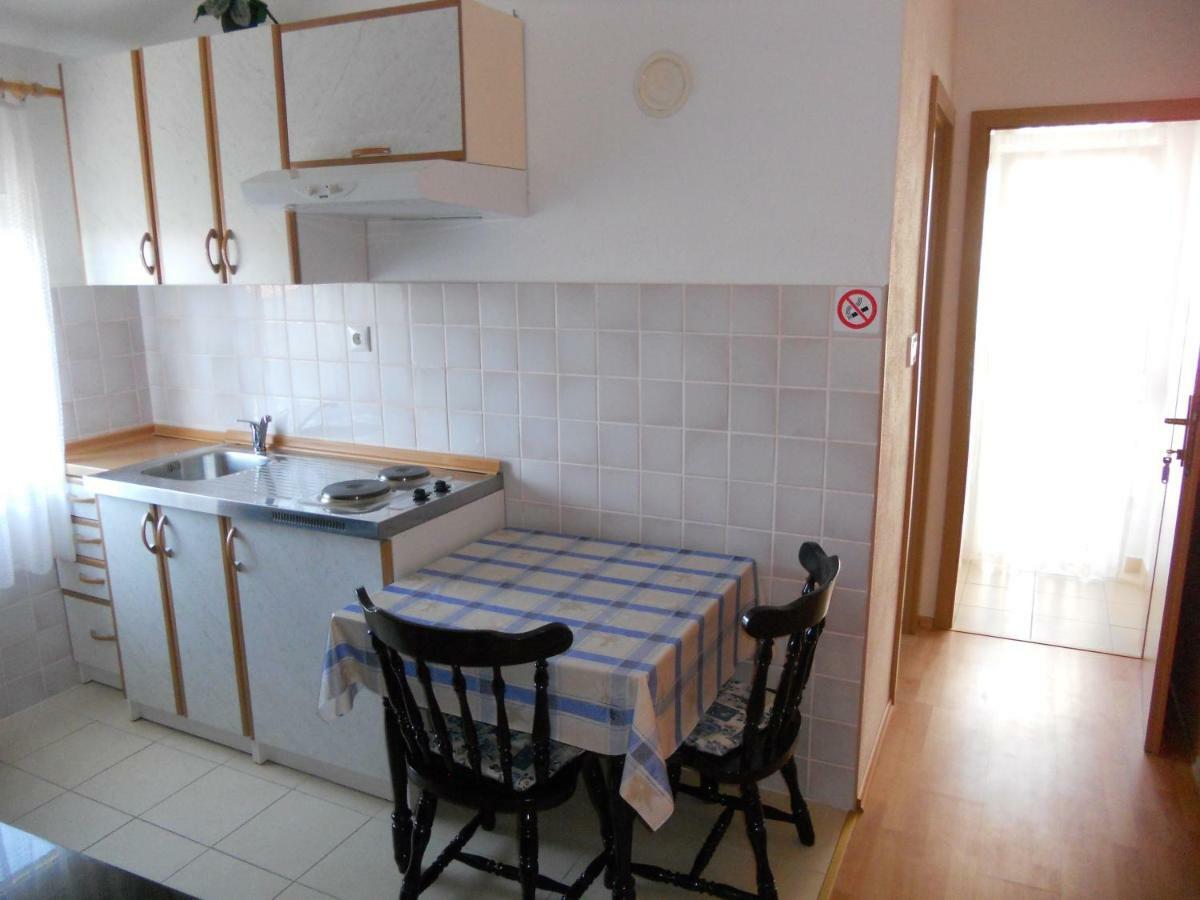 Apartments Violeta بيتينا المظهر الخارجي الصورة