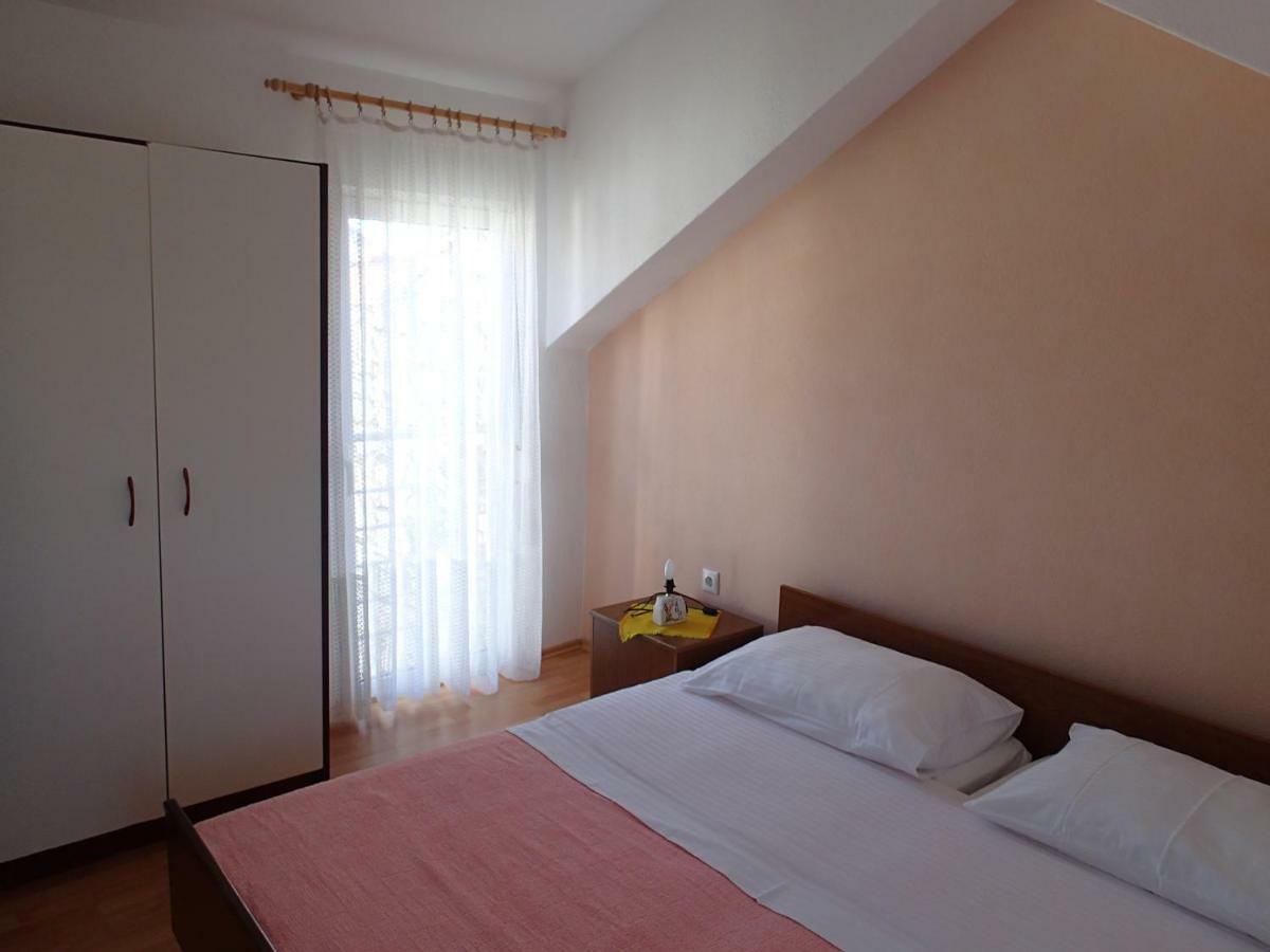 Apartments Violeta بيتينا المظهر الخارجي الصورة