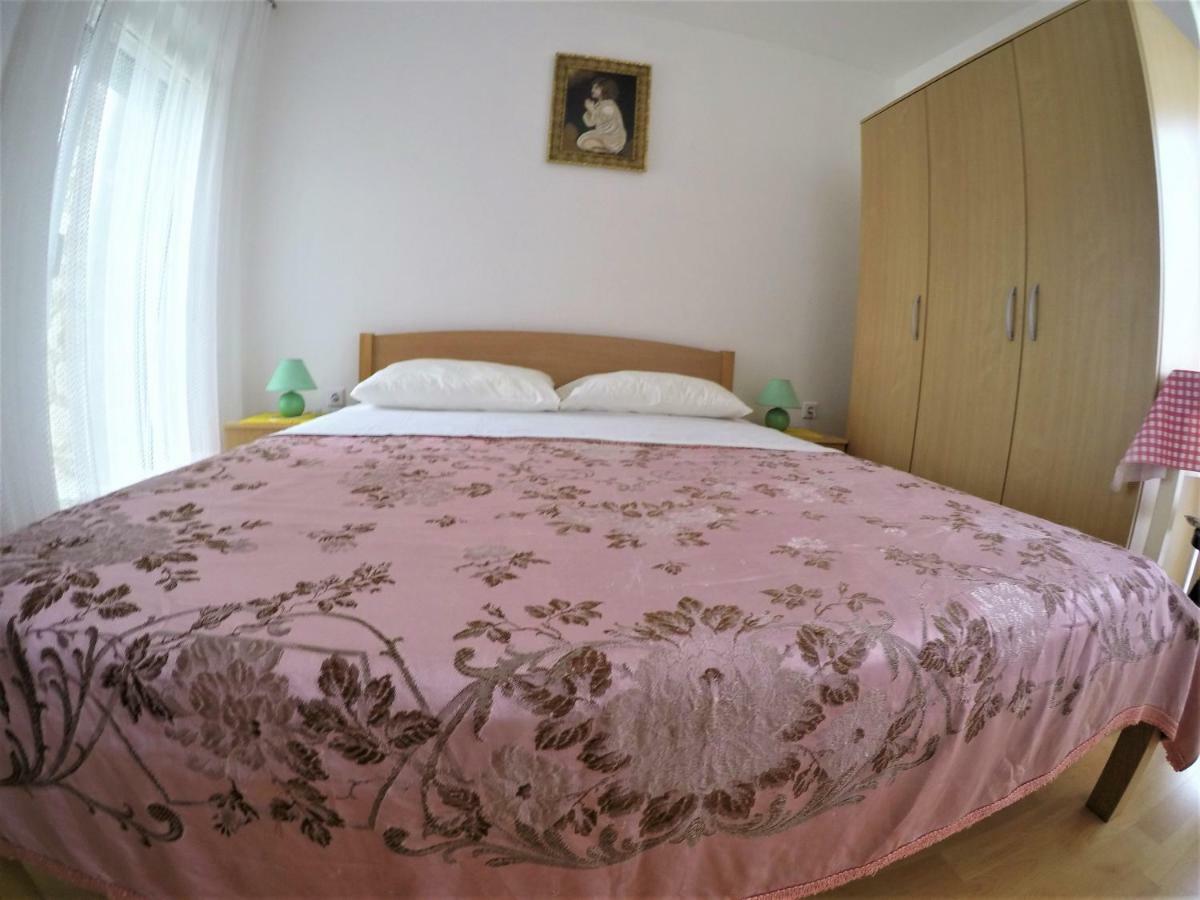 Apartments Violeta بيتينا المظهر الخارجي الصورة